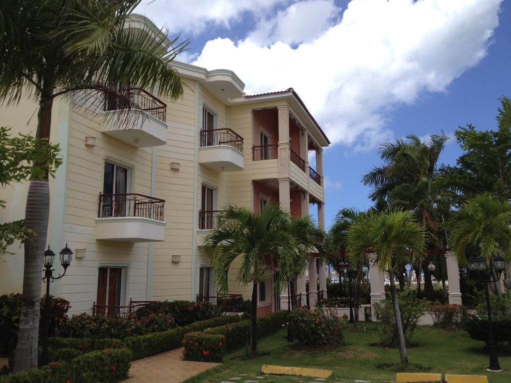 Hotel Dominicana Plus Bavaro Exterior photo