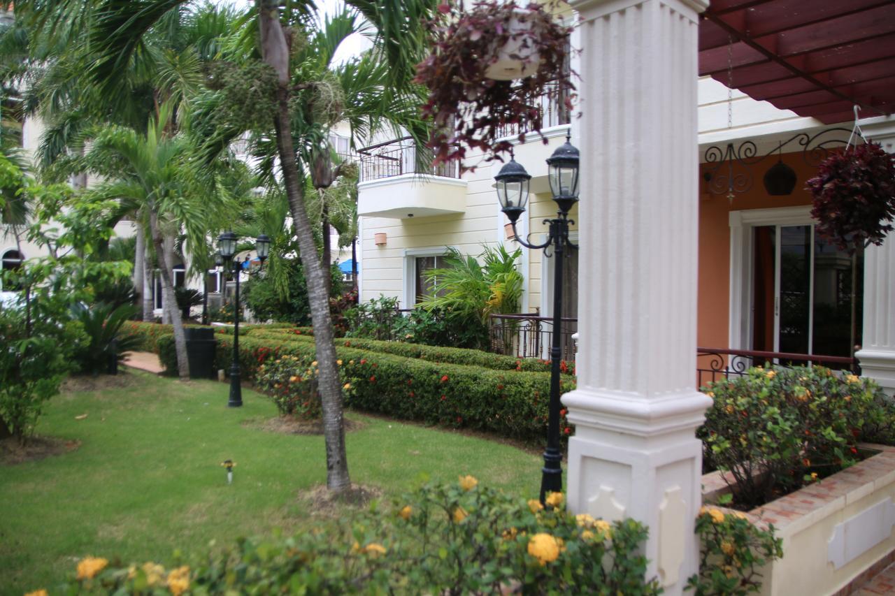 Hotel Dominicana Plus Bavaro Exterior photo